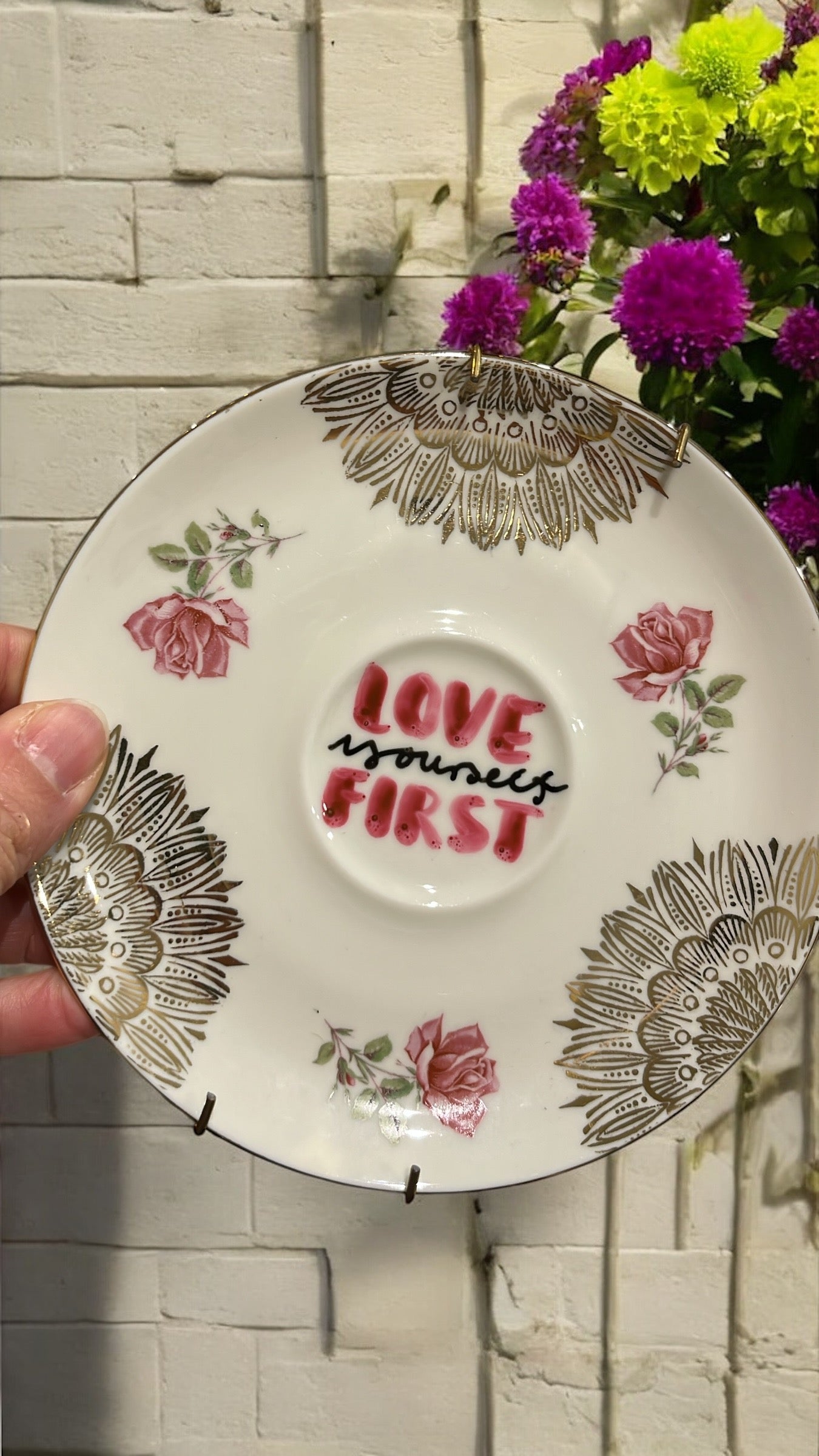 Teller mittel "love yourself first"